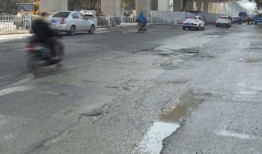 路上坑洼爆料视频大全,揭秘城市道路不平真相